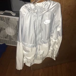 Nike windbreaker !!!